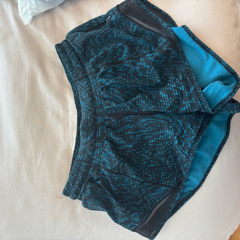 Lululemon hotty hot shorts snake print